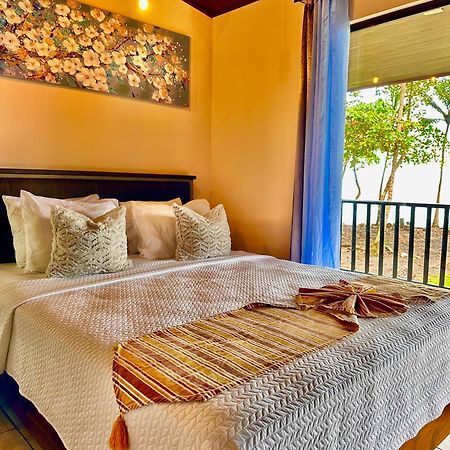 Hotel Beachfront Vista Hermosa جاكو المظهر الخارجي الصورة