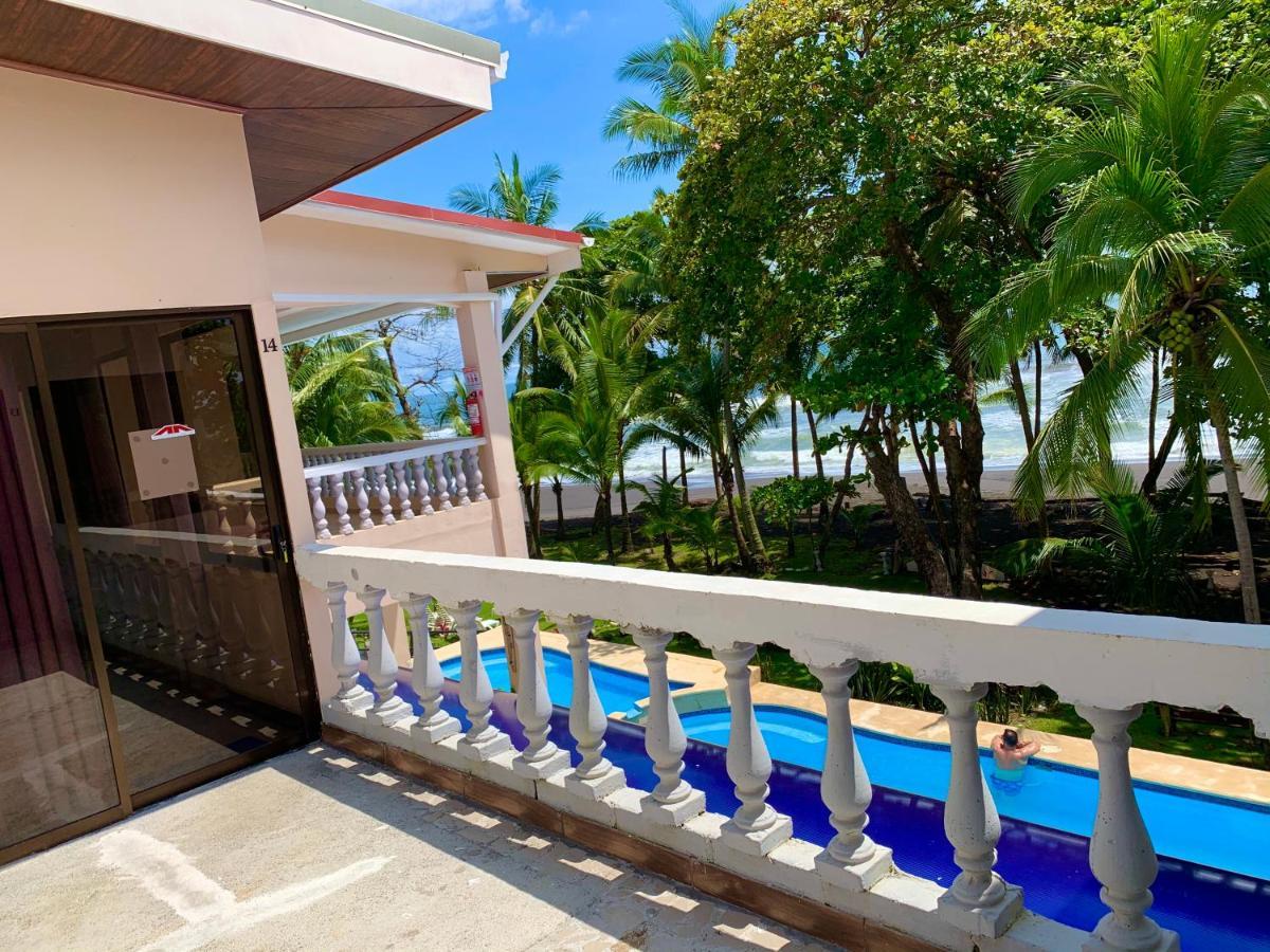 Hotel Beachfront Vista Hermosa جاكو المظهر الخارجي الصورة