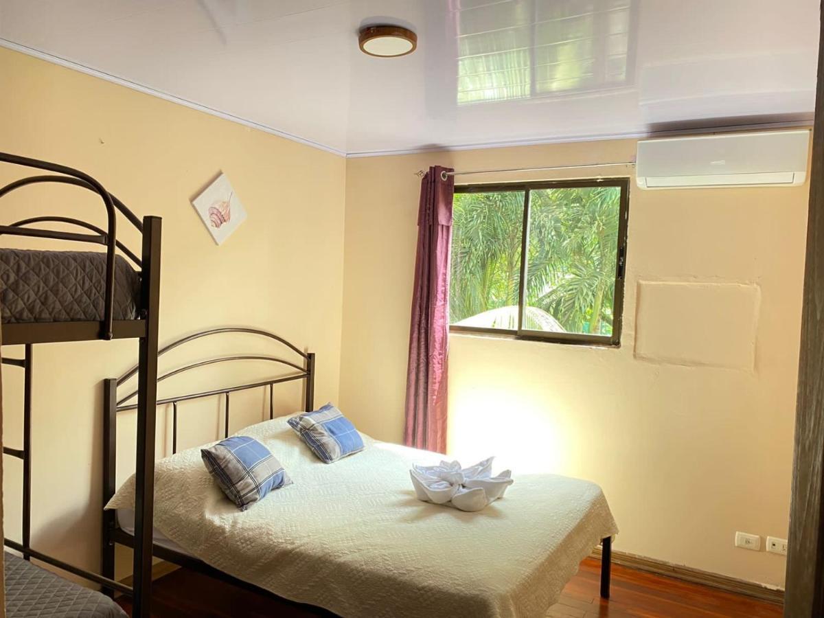 Hotel Beachfront Vista Hermosa جاكو المظهر الخارجي الصورة