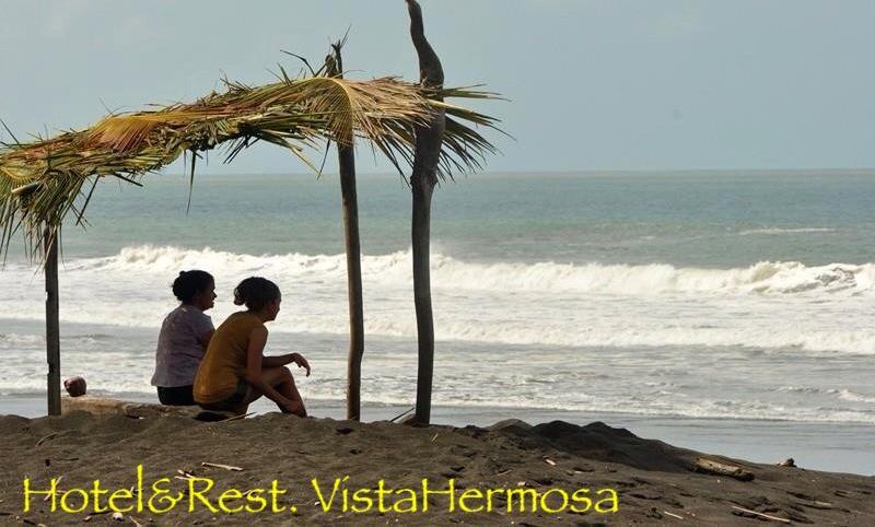 Hotel Beachfront Vista Hermosa جاكو المظهر الخارجي الصورة