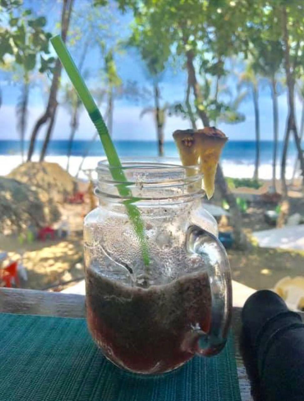 Hotel Beachfront Vista Hermosa جاكو المظهر الخارجي الصورة